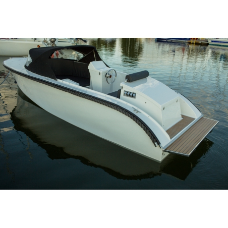 Čln – M 630 Tender