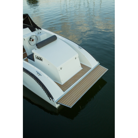 Čln – M 630 Tender