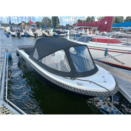 Čln – M 550 Tender