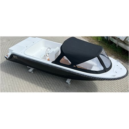 Čln – M 550 Tender
